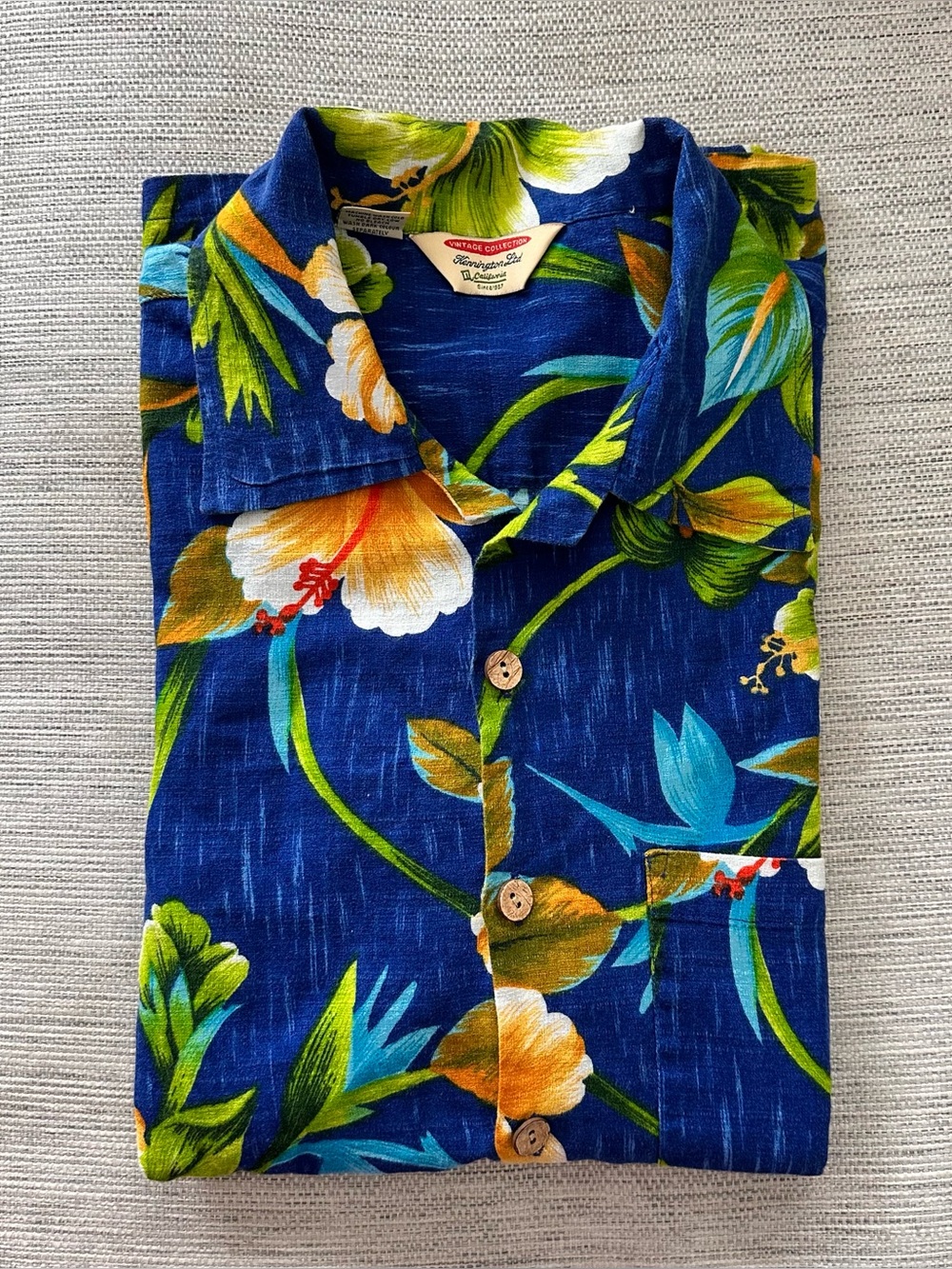 Vintage Hawaiian Tropical Floral Short-Sleeve Button-Down Shirt - Blue